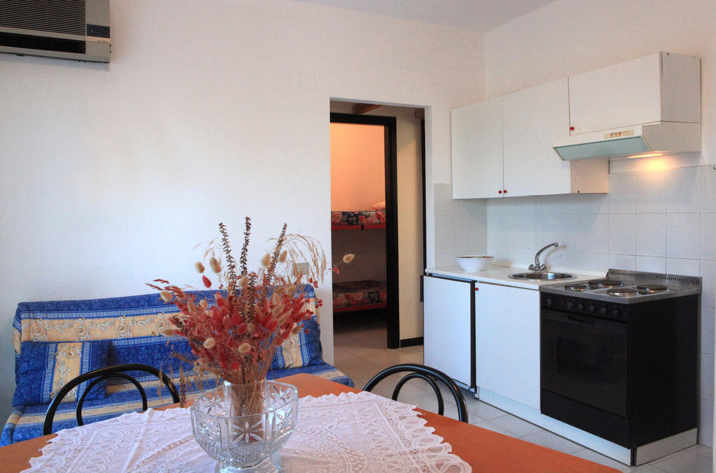 Appart Hotel Residence Villasimius Quarto foto